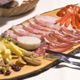 Hausgemachte Brettljause